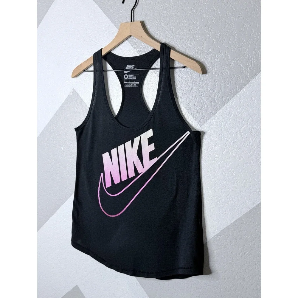 Nike women futura